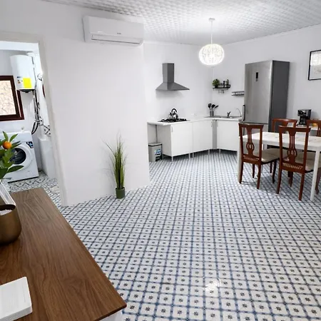 Lejlighed Center, 15 Min *