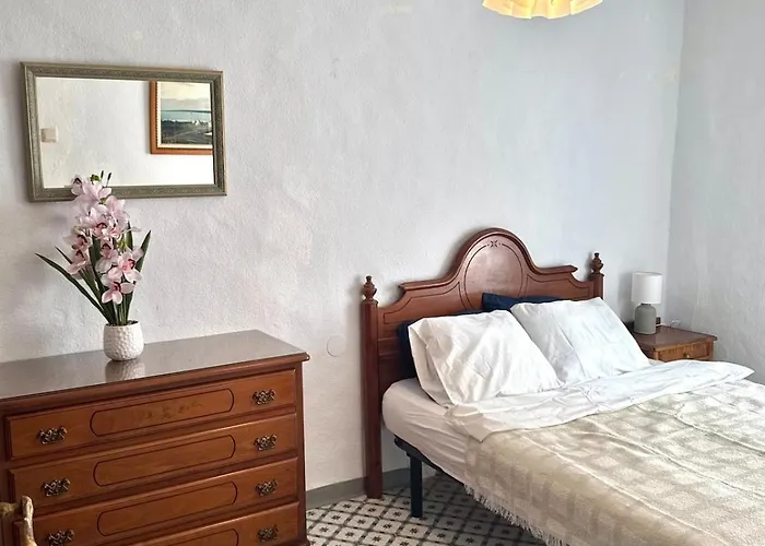 Center, 15 Min Apartment